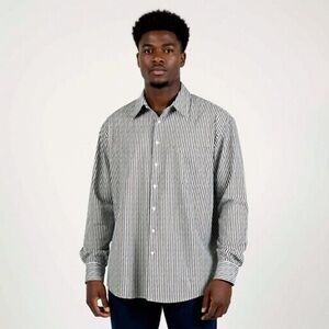 *30off3* NWOT.Geoffrey Bean button down shirt.Wrinkle Free.